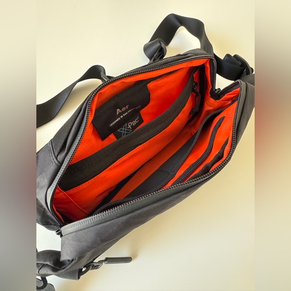 Aer City Sling 2 X-Pac in Black - Picture 4 of 15